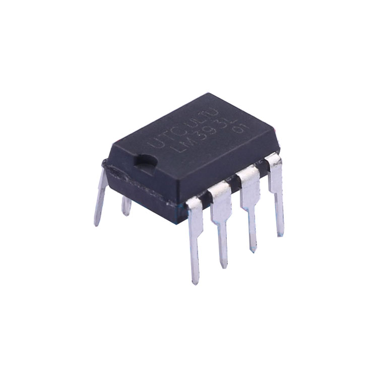 UTC 比较器